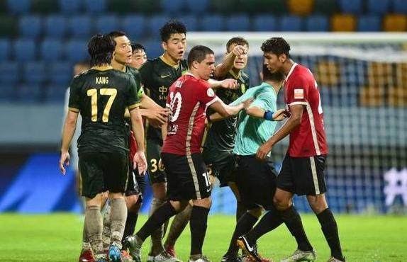 必发入口-【中超】张玉宁进球侯森低级失误 8人蓉城2比3国安